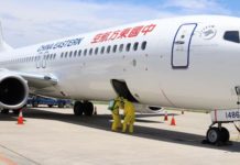Jemput 61 WN China di Bali, Kru Kabin Dilarang Turun dari Pesawat