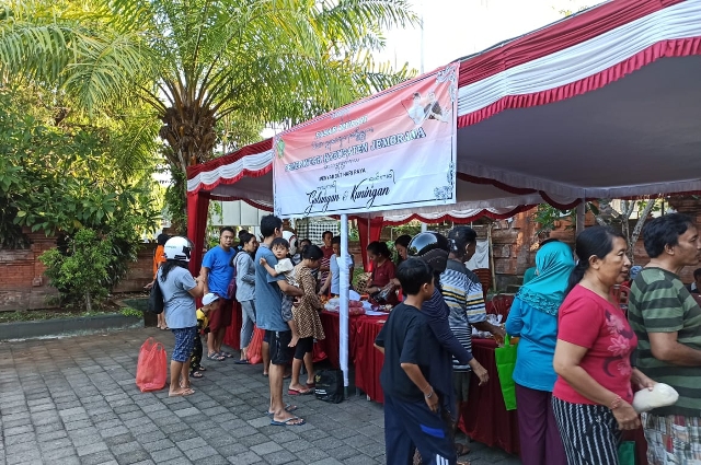 Diskoperindag Jembrana Gelar Pasar Murah Jelang Galungan – Kuningan