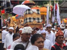 Ngelawang Petapakan Amunduk Taro, Tradisi Memohon Berkah Bagi Seluruh Warga