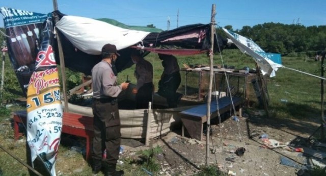 Nekat Gelar Sabung Ayam Saat Wabah Corona, Bebotoh Kabur Tinggalkan Ayam Aduan dan Puluhan Motor