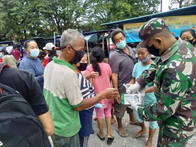 Peduli Covid-19, DPD Persada Nusantara Bali Bagikan Masker di Tabanan