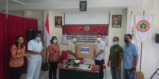 Peduli Covid-19, Direktorat Intelkam Polda Bali Bantu APD untuk PPNI