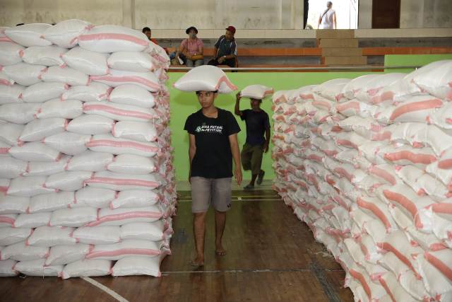 Pemkab Gianyar Segera Distribusikan Bantuan Sembako untuk 7.554 KK Miskin