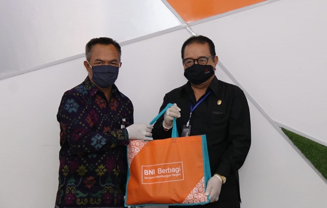 Terdampak Pandemi Covid-19, BNI Bantu Paket Pangan untuk Pelaku Pariwisata di Ubud