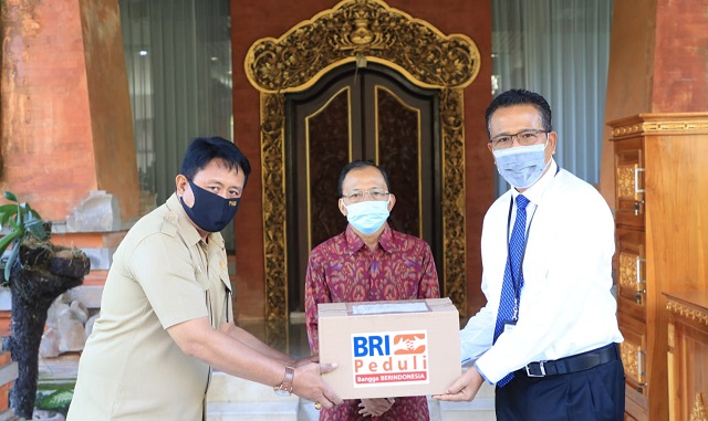 BRI Peduli Covid-19, Salurkan Bantuan 10 Ton Beras, 2.630 Paket Sembako, Vitamin dan Masker