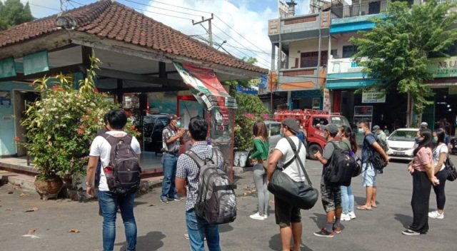 Usai Jalani Masa Karantina 12 Orang PMI Tiba di Tabanan