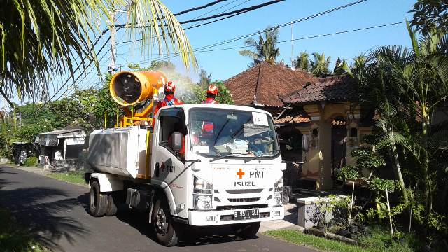 Perangi Covid-19, PMI Bali Turunkan Gunner Disinfektan