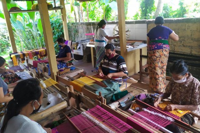 Tenun Tradisional Pejeng Kangin Bangkit Kembali di Tengah Pandemi Covid-19