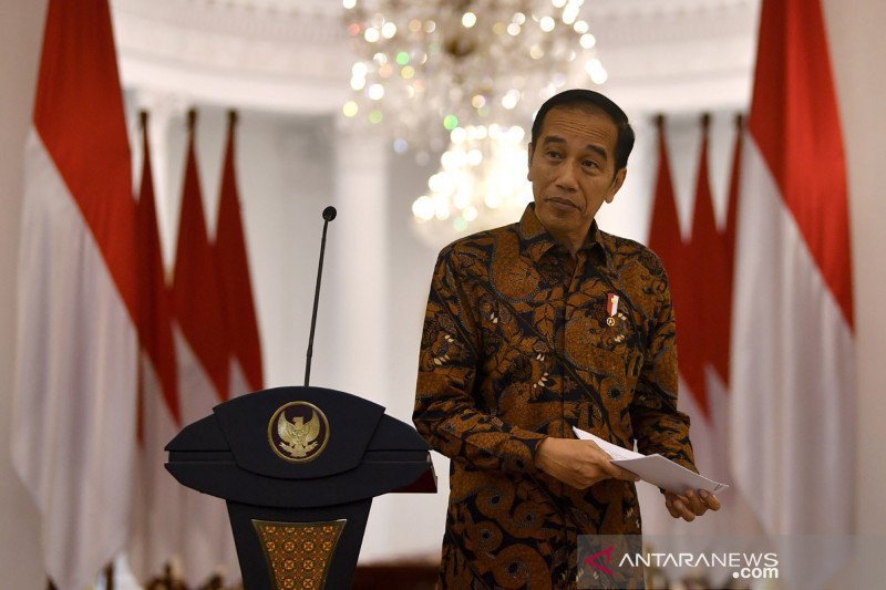 Presiden Jokowi Lantik DPP dan Wantimpus LVRI