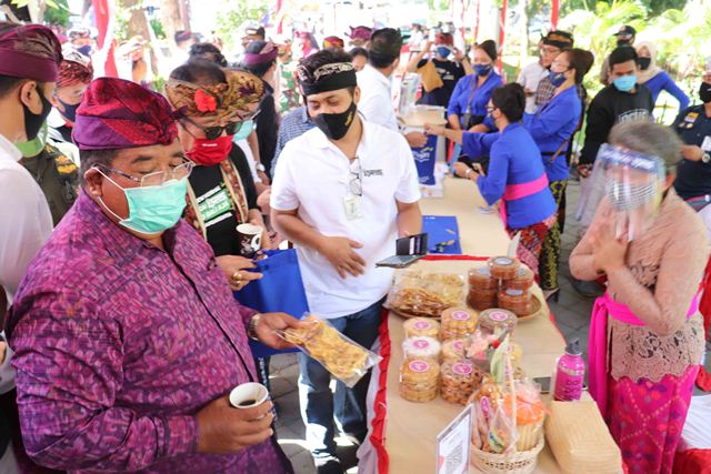 Bupati Suradnyana Dorong Penerapan QRIS Pembayaran Berbasis Digital