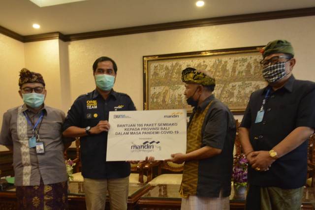 Wagub Cok Ace Apresiasi Kepedulian BPD Bali dan Bank Mandiri Kepada Seniman Terdampak Covid-19