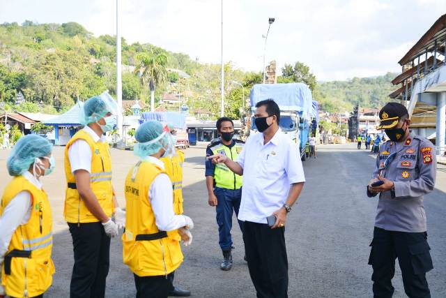 Pastikan Tak Ada Oknum Petugas Bisa Disuap, Tim UPP Saber Pungli Bali Sidak Pelabuhan Padang Bai