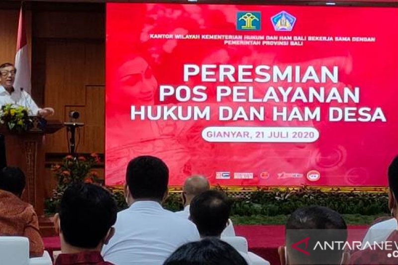 Menteri Hukum dan HAM Yasonna Laoly Resmikan Pos Pelayanan Hukum dan HAM Desa Pertama di Bali