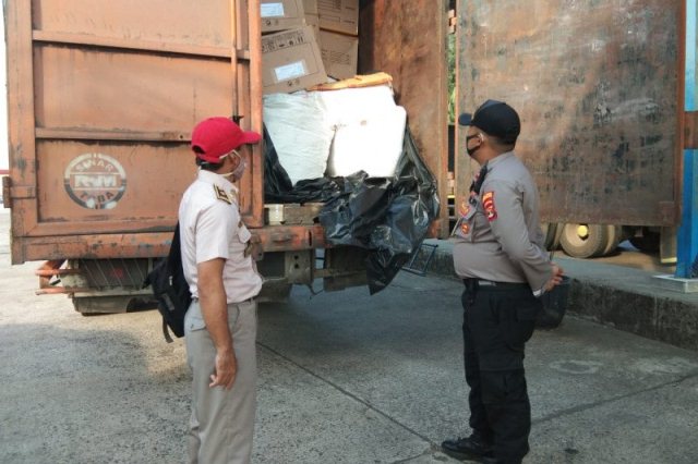 Petugas Gabungan Gagalkan Penyelundupan 1,1 Ton Daging Celeng di Lampung