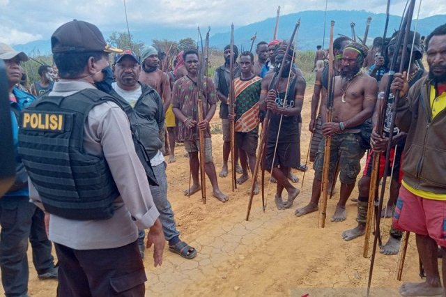 Warga Dua Kampung di Jayawijaya, Minta Ijin untuk Perang Selama Tiga Hari