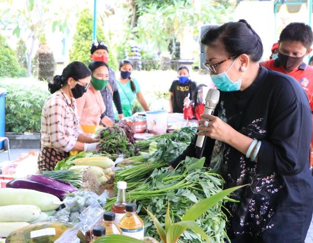 Putri Koster Berharap Pengusaha yang Cari Untung di Bali Bisa Bantu Sejahterakan Para Petani