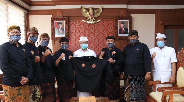 Gubernur Koster Didaulat Jadi Penasehat PPS Kertha Wisesa