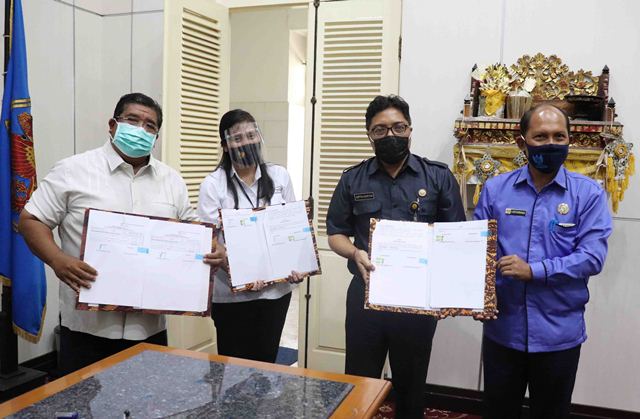 Pemkab Buleleng Terima Hibah Aset Jaringan Air Minum dari Kementerian PUPR