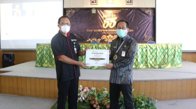 Gde Pramana Terima Engineering Award Serangkaian BKFT ke-55