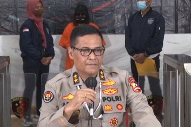 Polisi Tangkap Seorang Wanita Diduga Sebar Hoax RUU Cipta Kerja