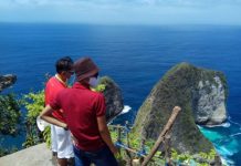 Kemenparekraf Implementasikan CHSE Kunjungi Objek Wisata Nusa Penida