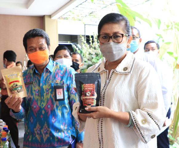 Ny. Putri Koster: Pertanian dan Kerajinan Lokal Bali Diharapkan Jadi Penopang Kuat Sektor Pariwisata