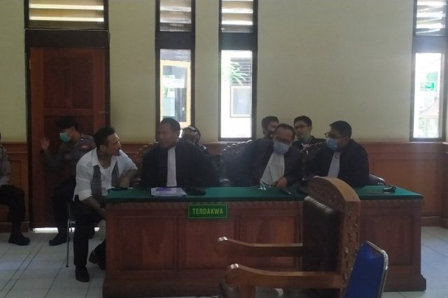 Penasehat Hukum Minta Agar Jerinx SID Dibebaskan dari Tahanan