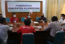 Bupati Suwirta Apresiasi Telkom Sambungkan Kabel Laut ke Nusa Penida