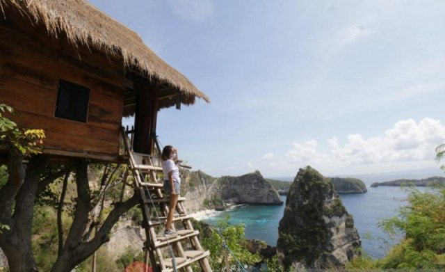 Peserta “We Love Bali” Kampanyekan CHSE di Pulau Nusa Penida dan Lembongan