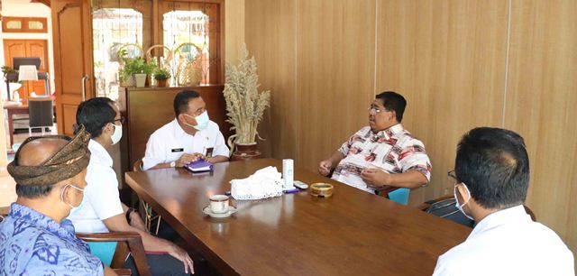 Bupati Suradnyana Setuju, Eks TPA Desa Pangkung Paruk Dimanfaatkan Kembali