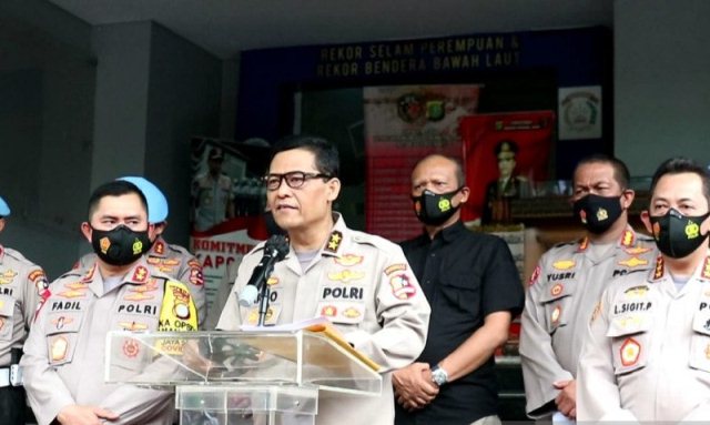 Agar Tidak Kabur Polisi Cekal Rizieq Shihab ke Luar Negeri