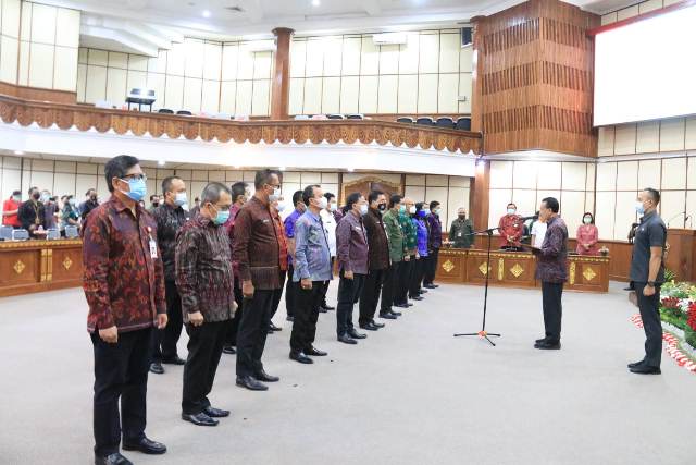 Sekda Dewa Indra Dorong TPAKD Tingkatkan Literasi dan Inklusi Keuangan Masyarakat