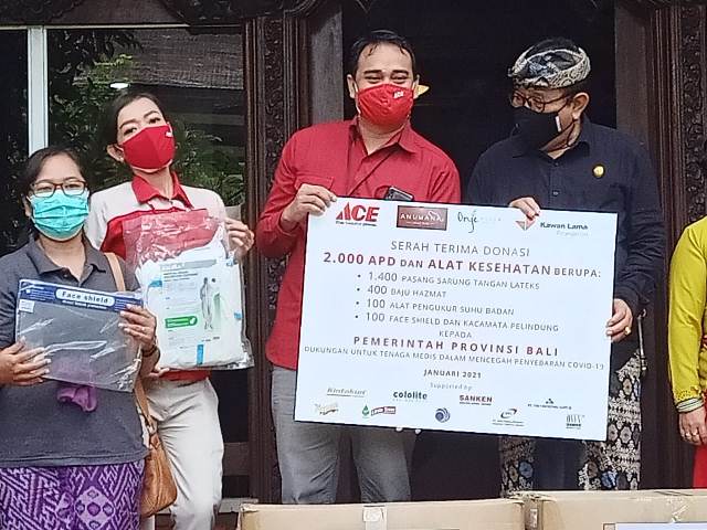 Wagub Bali Terima Bantuan CSR dari PT. Ace Hardware Indonesia