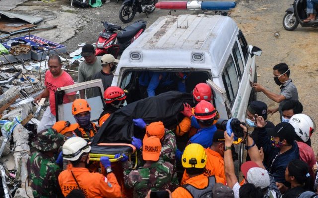 BNPB: Korban Gempa Sulawesi Barat Bertambah Jadi 56 Orang