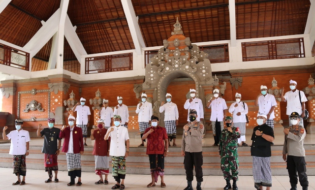 Prajuru MDA Kecamatan Se-Kabupaten Tabanan Dikukuhkan