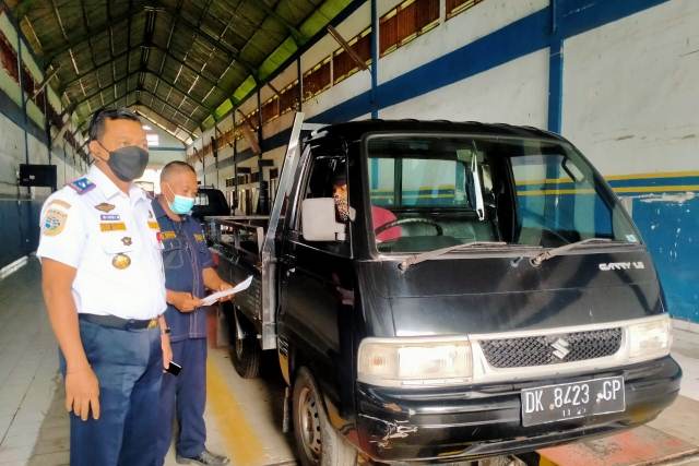 Tabanan Launching Pengujian Kendaraan Bermotor Blue Card