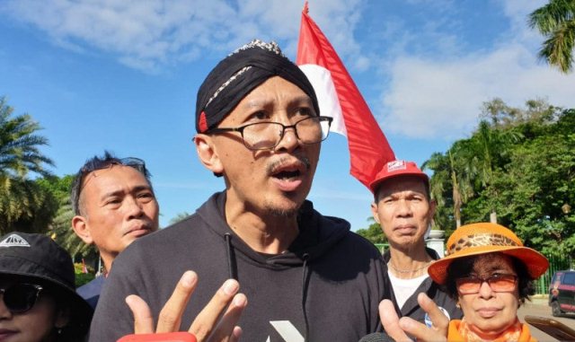 Abu Janda Diperiksa 4 Jam Soal Rasis Atas Natalius Pigai