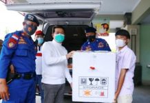 Bupati Suwirta Kawal Pendistribusian Vaksin COVID-19 ke Nusa Penida