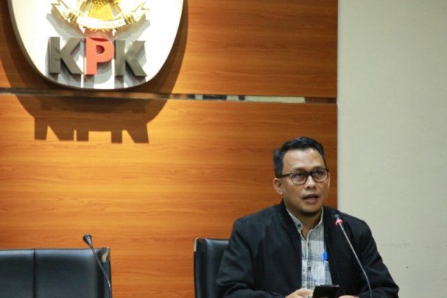 KPK Amankan Dokumen dari Penggeledahan Dua Kantor Perusahaan Swasta Kasus Bansos