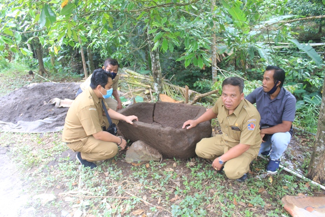 Sarkofagus Ditemukan Di Desa Tegallinggah