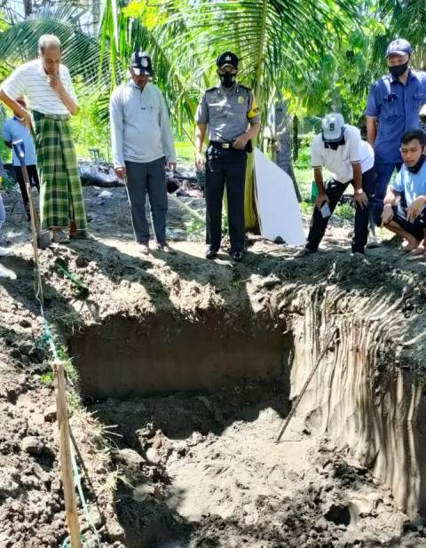 Gali Lubang, Warga Temukan Tulang Belulang Manusia