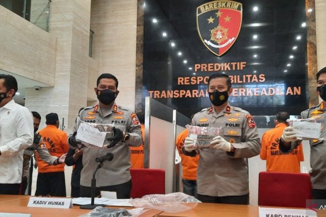 Polisi Sebut Bupati Nganjuk Diduga Terima Setoran dari Kades Hingga Camat