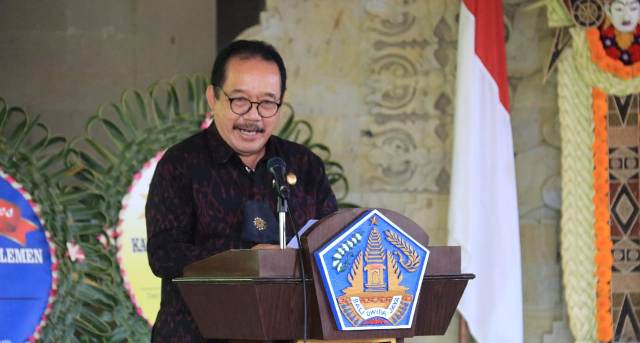 Wagub Cok Ace Hadiri Pelantikan Kaukus Perempuan Parlemen Provinsi Bali