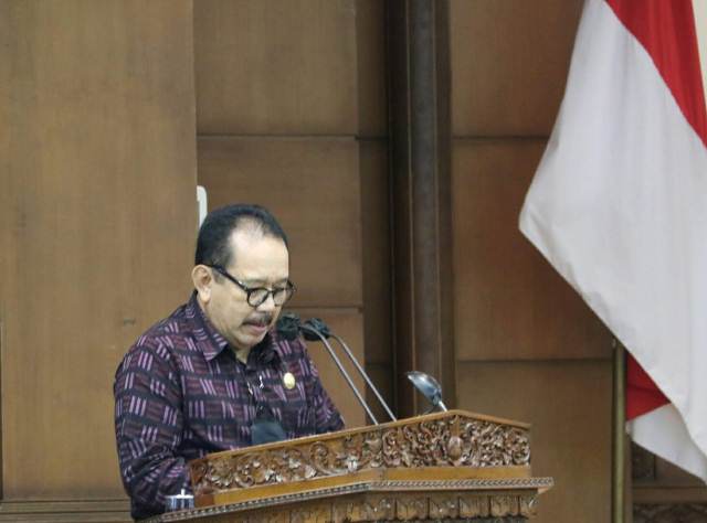 Gubernur Bali Harapkan PERDA Nomor 4 Tahun 2019 Menjadi Payung Hukum Bagi Desa Adat Untuk Bisa Memperluas Usaha Desa Adat