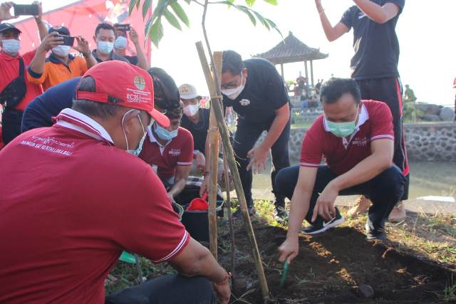 Serangkaian Bulan Bung Karno dan Hari Lingkungan Hidup Sedunia, Pemprov Bali Ajak Masyarakat Bangun Budaya Hijaukan Lingkungan