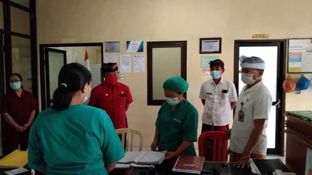 Pantau Pelayanan Kesehatan, Bupati Gede Dana Sidak RSUD Karangasem