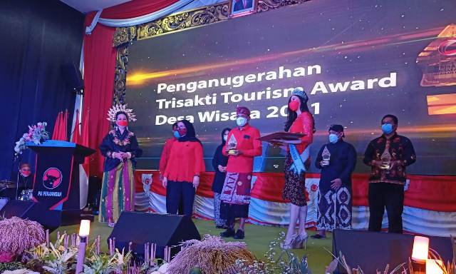 Desa Pujungan Raih Penghargaan Trisakti Tourism Award Desa Wisata 2021