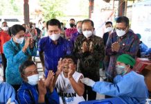 Gubernur Koster Tinjau Vaksinasi Penyandang Disabilitas dan ODGJ di Desa Getakan