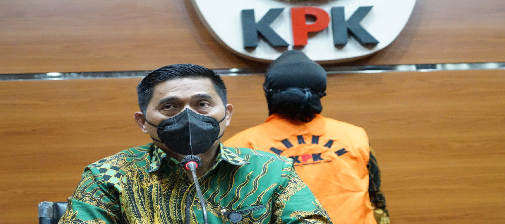 KPK Tahan Tersangka Dugaan Korupsi Perum Jasa Tirta II