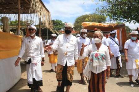 Wagub Cok Ace Hadiri Karya Angasti Puja Atma Wedana Maligia Punggel Griya Gede Ketewel